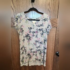 Jessica Simpson Floral Short Sleeve NURSING Tee